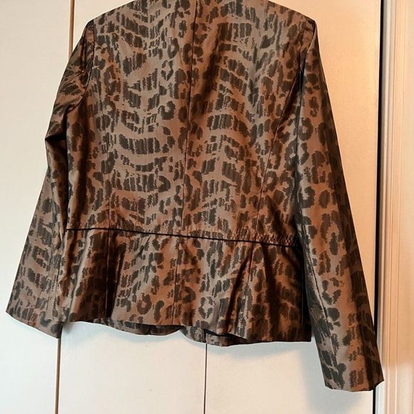 Chico's Bronze Animal Print Jacket - Size 1 - Picture 5 of 5
